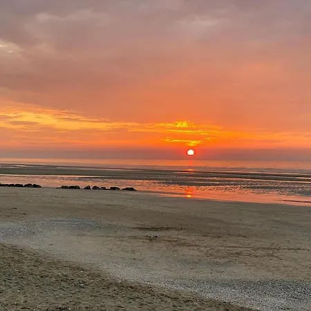 Coastal Haven Yourhosthelper Appartement Villers-sur-Mer
